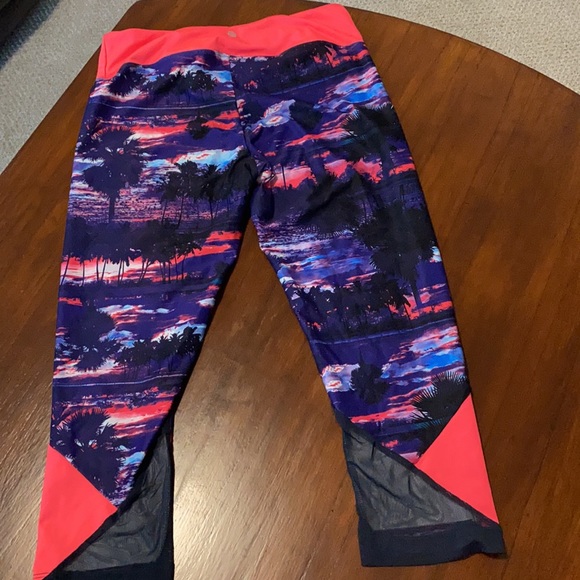 Bally Yoga Capris - Picture 2 of 2